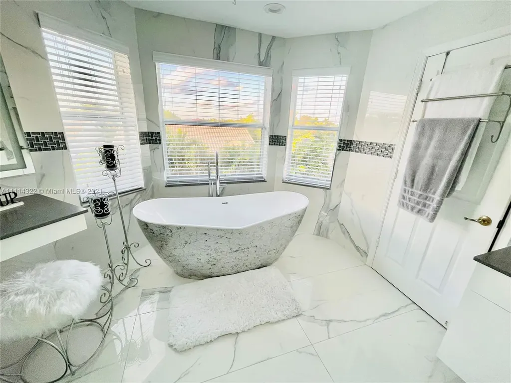 12341 NW 26th Street Coral Springs FL 33065
