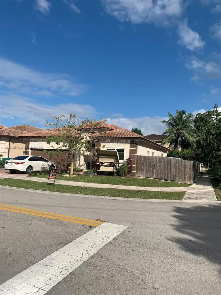 20383 SW 87th Place Cutler Bay FL 33189