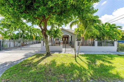 111 SE 5th Avenue Hialeah FL 33010