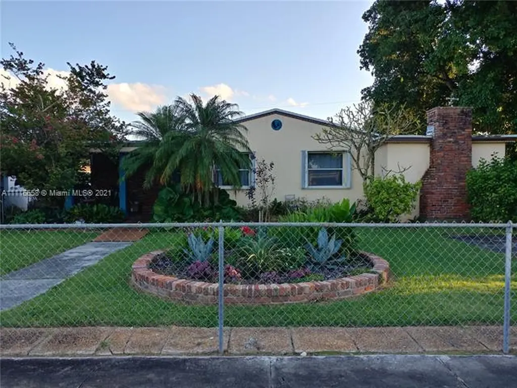 16940 SW 302nd Terrace Homestead FL 33030