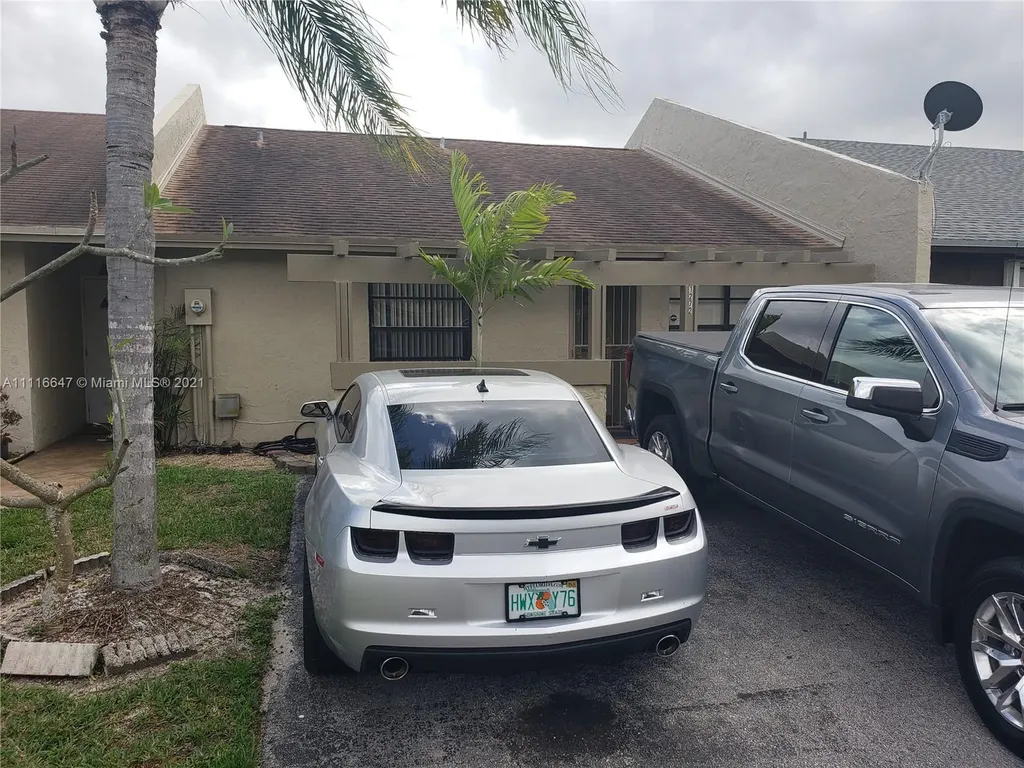 1272 Sandpiper Boulevard Homestead FL 33035