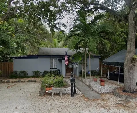 7721 SW 61st Avenue South Miami FL 33143
