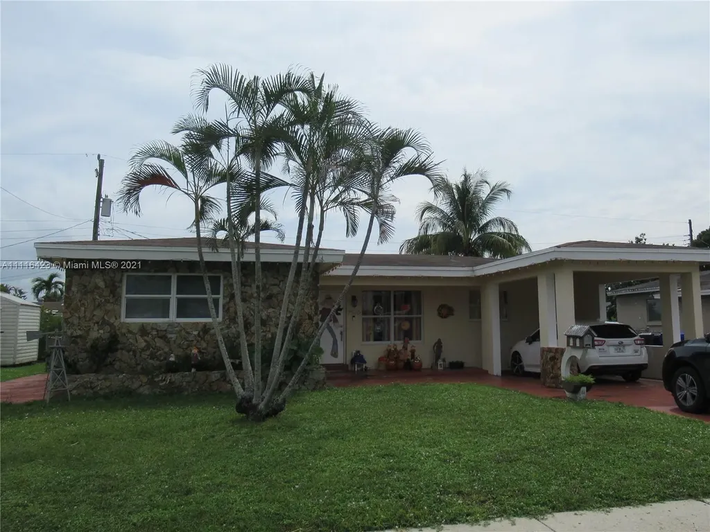 7570 Buchanan Street Hollywood FL 33024