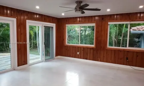 530 NE 52nd Terrace Miami FL 33137