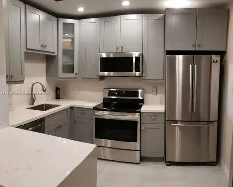 530 NE 52nd Terrace Miami FL 33137