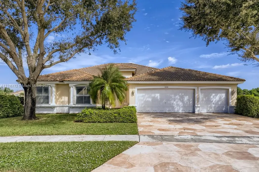 6350 Sandy Hill Way Lake Worth FL 33463