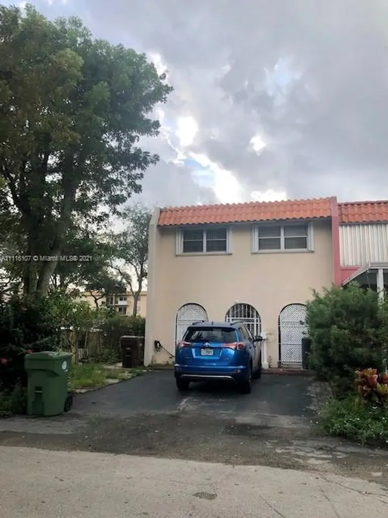 7000 W 3rd Avenue Hialeah FL 33014