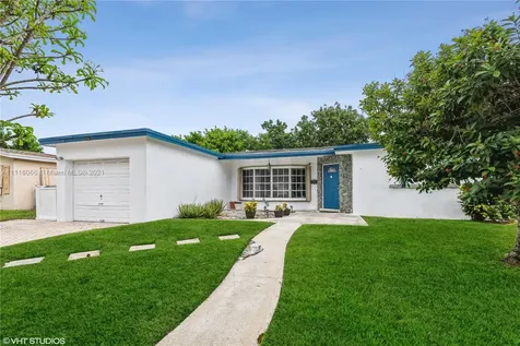4261 NW 44th Street Lauderdale Lakes FL 33319