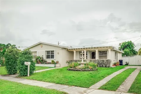 9960 Jamaica Drive Cutler Bay FL 33189