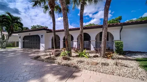 6361 Hutchinson Road Miami Lakes FL 33014