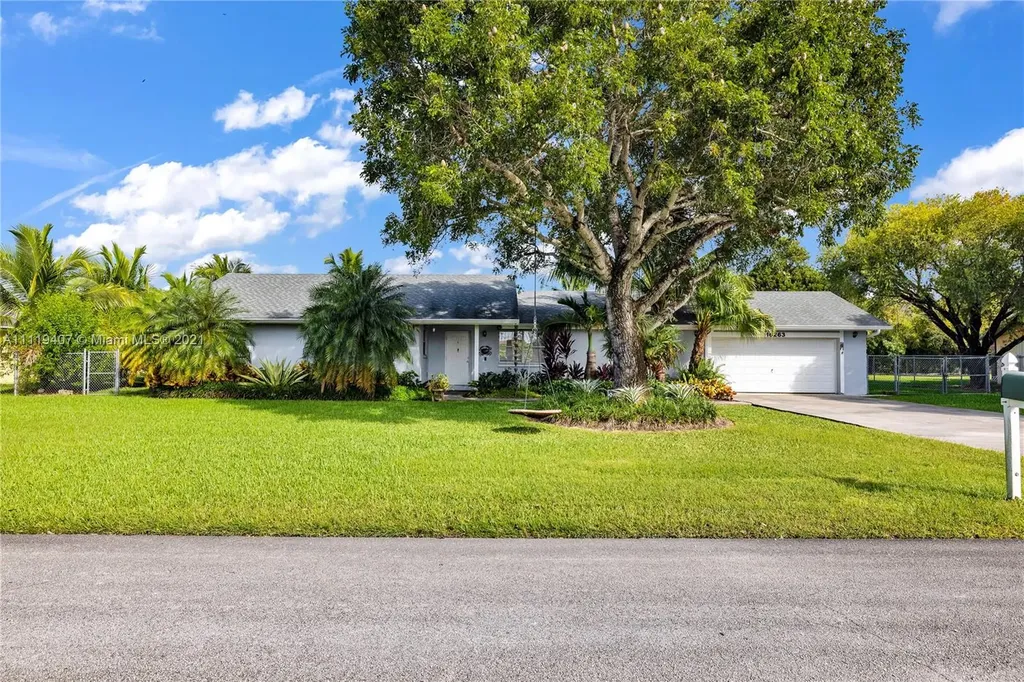 16263 SW 284th Street Homestead FL 33033