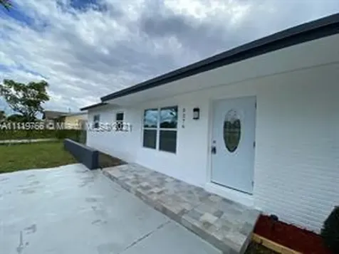 3276 NW 180th Street Miami Gardens FL 33056