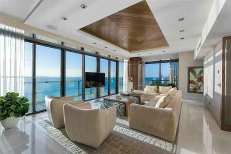 2201 Collins Avenue Miami Beach FL 33139