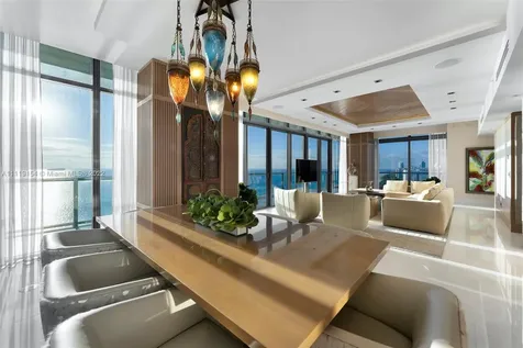2201 Collins Avenue Miami Beach FL 33139