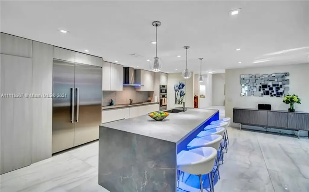 19448 NW 14th Street Pembroke Pines FL 33029