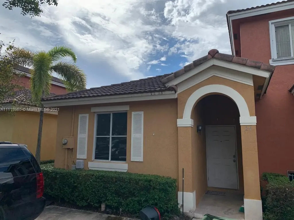 24 SW 15th Road Homestead FL 33030