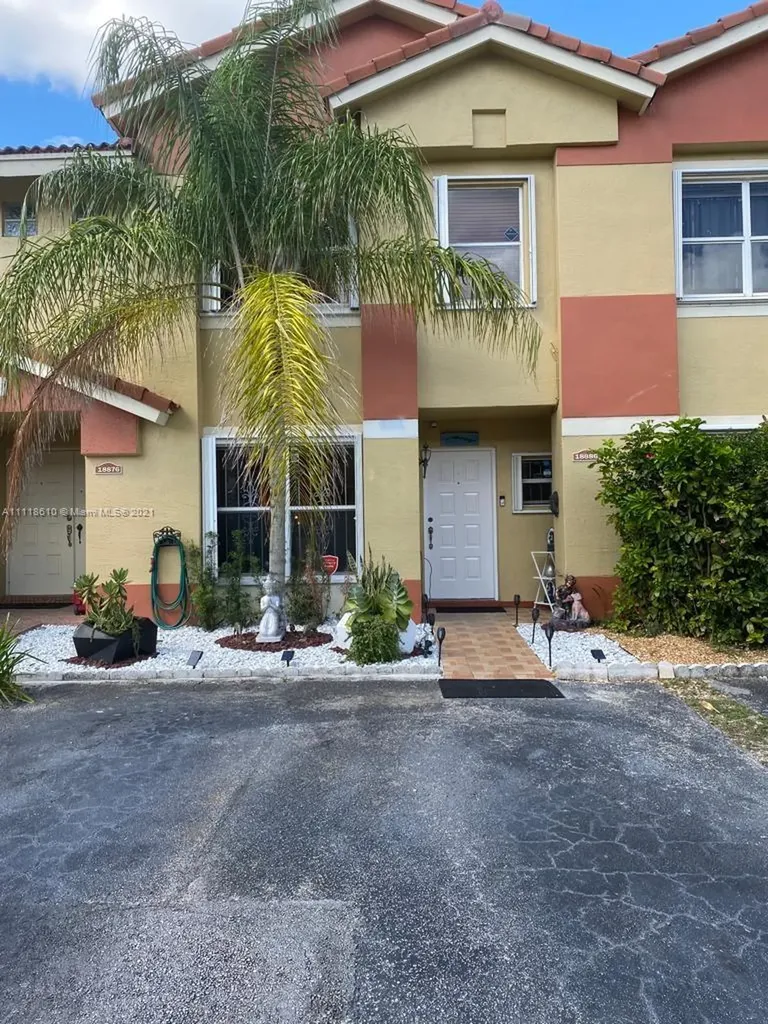 18886 NW 52nd Court Miami Gardens FL 33055