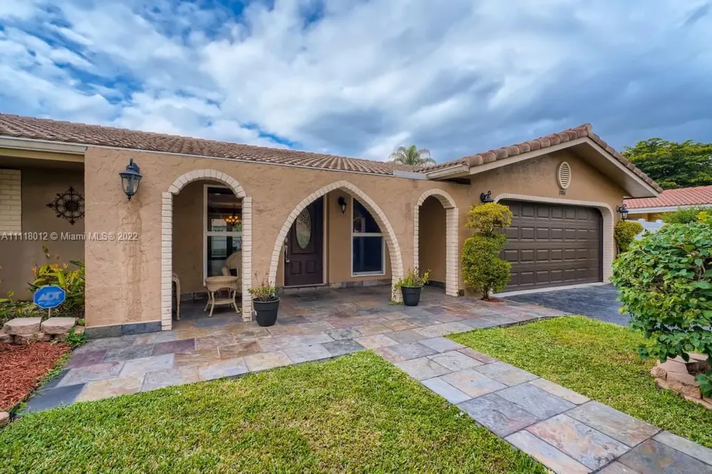 3850 NW 81st Terrace Coral Springs FL 33065