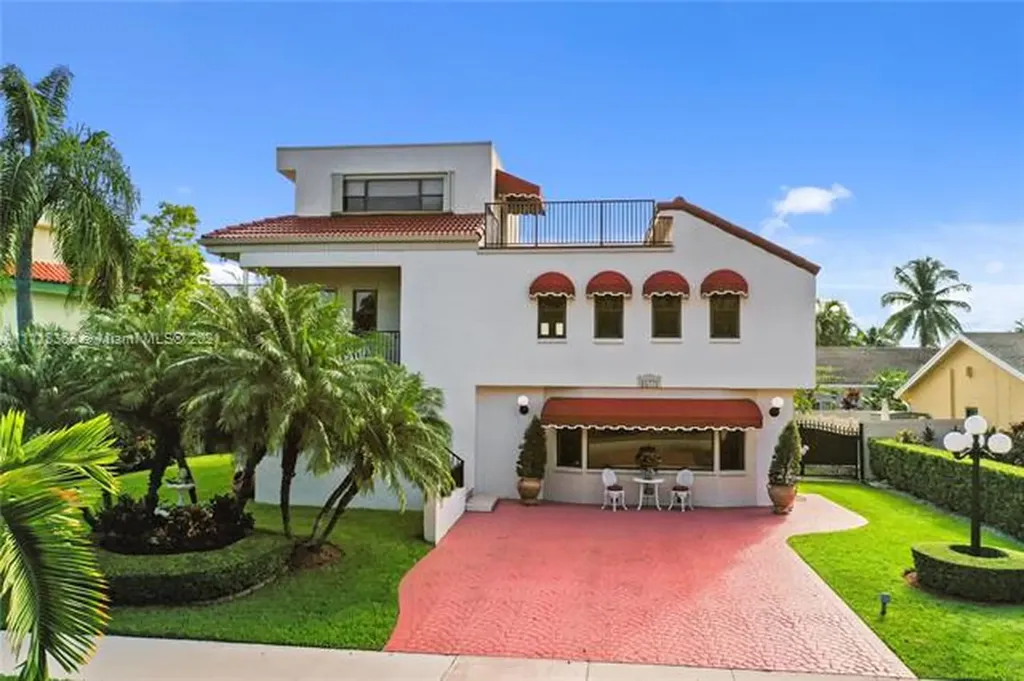 15771 SW 142nd Avenue Miami FL 33177