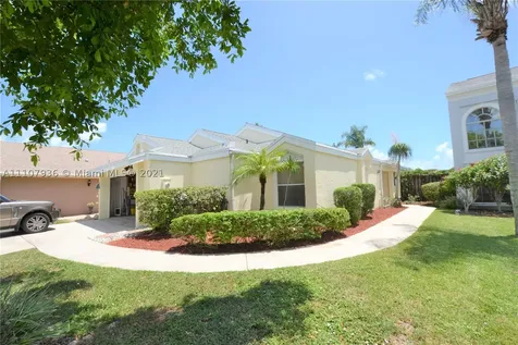 16 Swallow Drive Boynton Beach FL 33436
