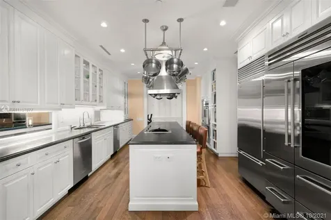 445 Grand Bay Drive Key Biscayne FL 33149