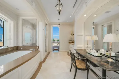 445 Grand Bay Drive Key Biscayne FL 33149