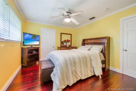 7270 SW 113th Street Pinecrest FL 33156