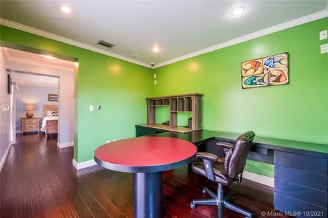 7270 SW 113th Street Pinecrest FL 33156