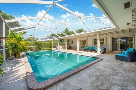 7270 SW 113th Street Pinecrest FL 33156
