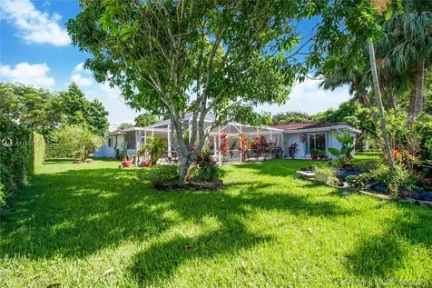 7270 SW 113th Street Pinecrest FL 33156