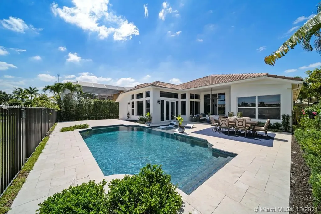 10668 Oak Meadow Lane Lake Worth FL 33449