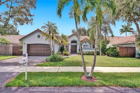 12526 SW 9th Place Davie FL 33325