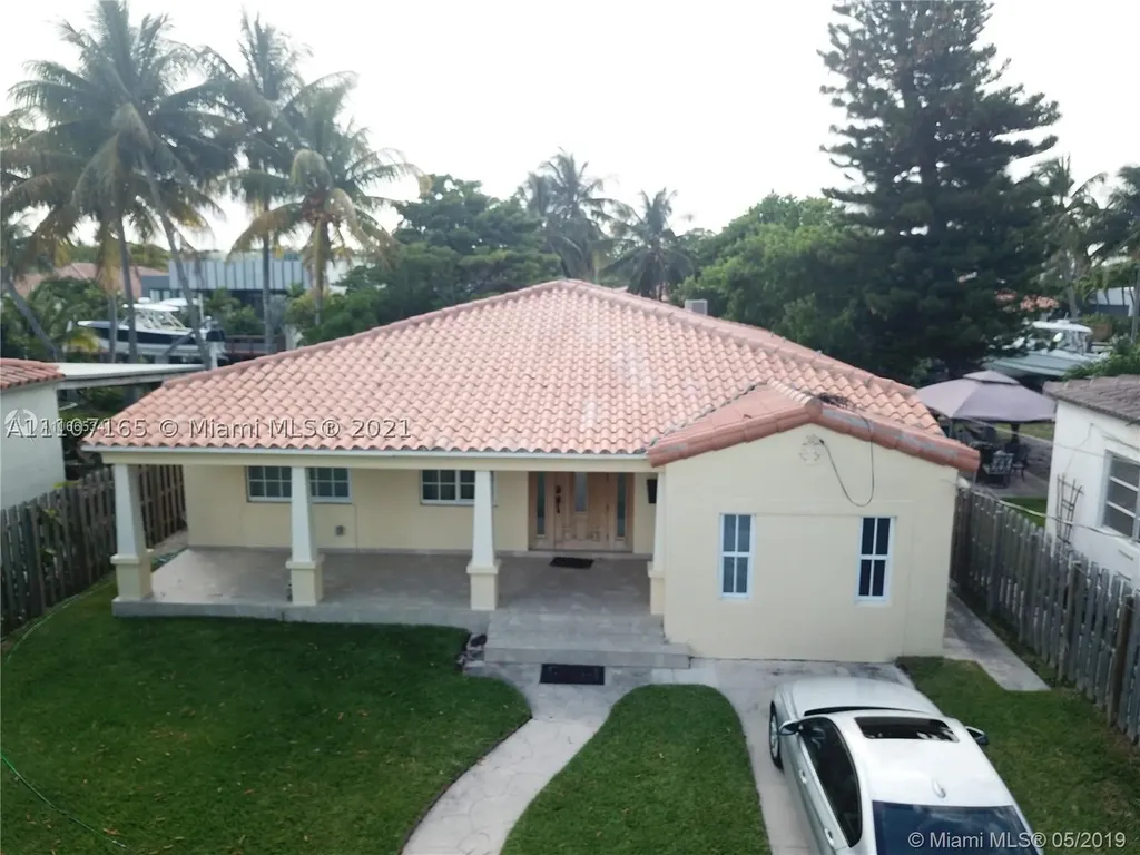 8070 Hawthorne Avenue Miami Beach FL 33141