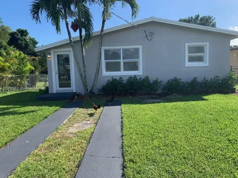 585 SW 6th Street Florida City FL 33034