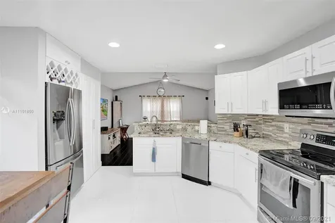 4964 Egret Court Coconut Creek FL 33073