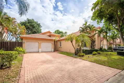 10876 NW 58th Terrace Doral FL 33178