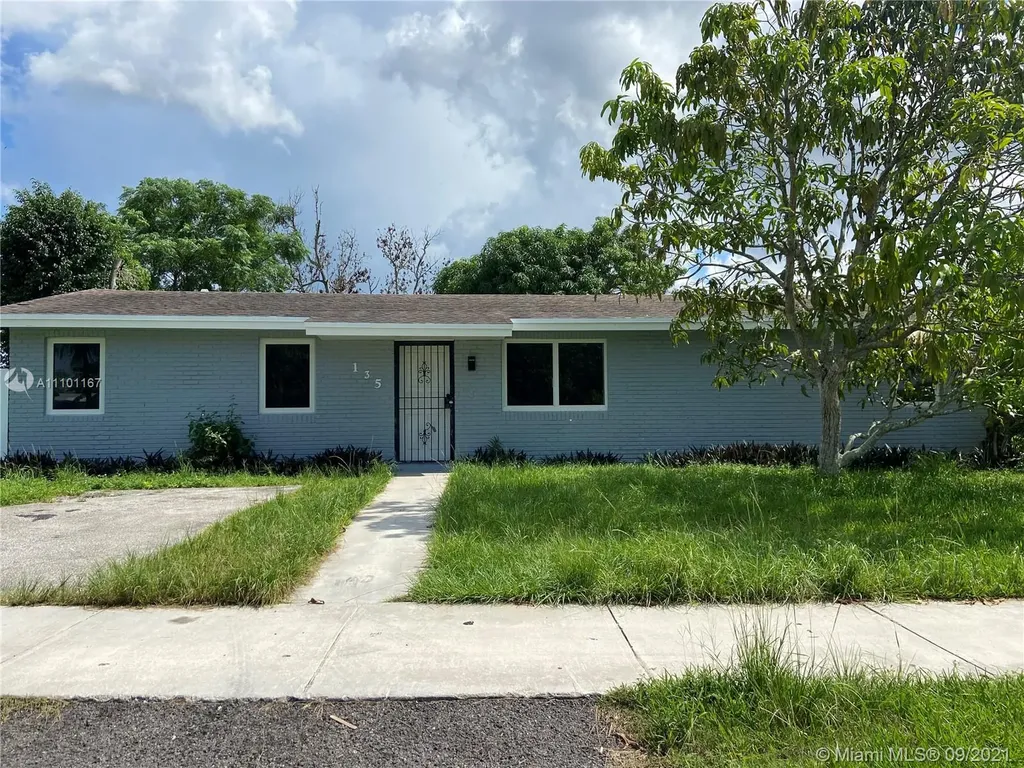 135 SW 17th Avenue Homestead FL 33030