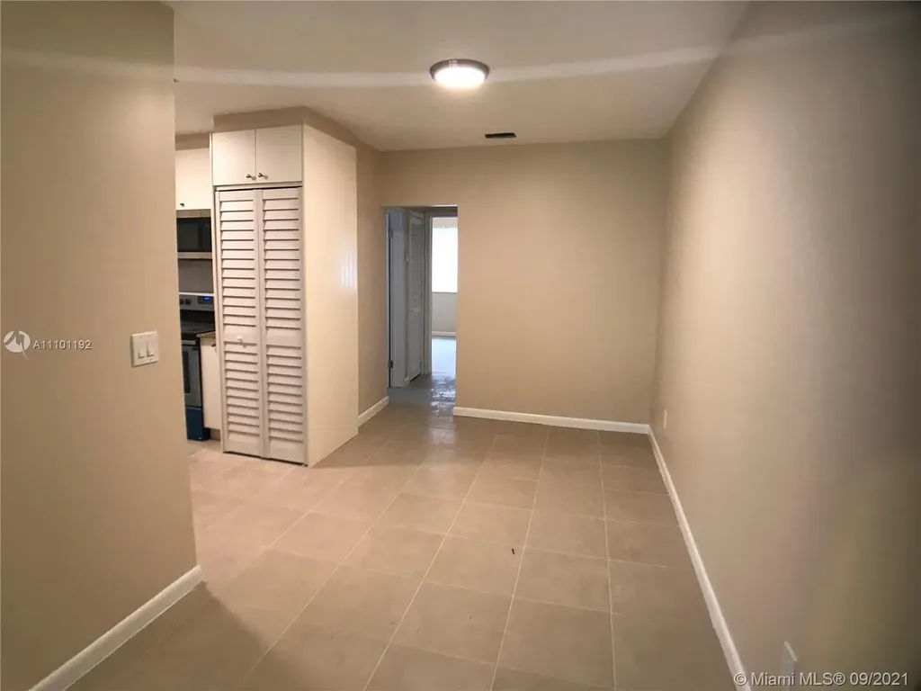 1085 NW 52nd Street Miami FL 33127
