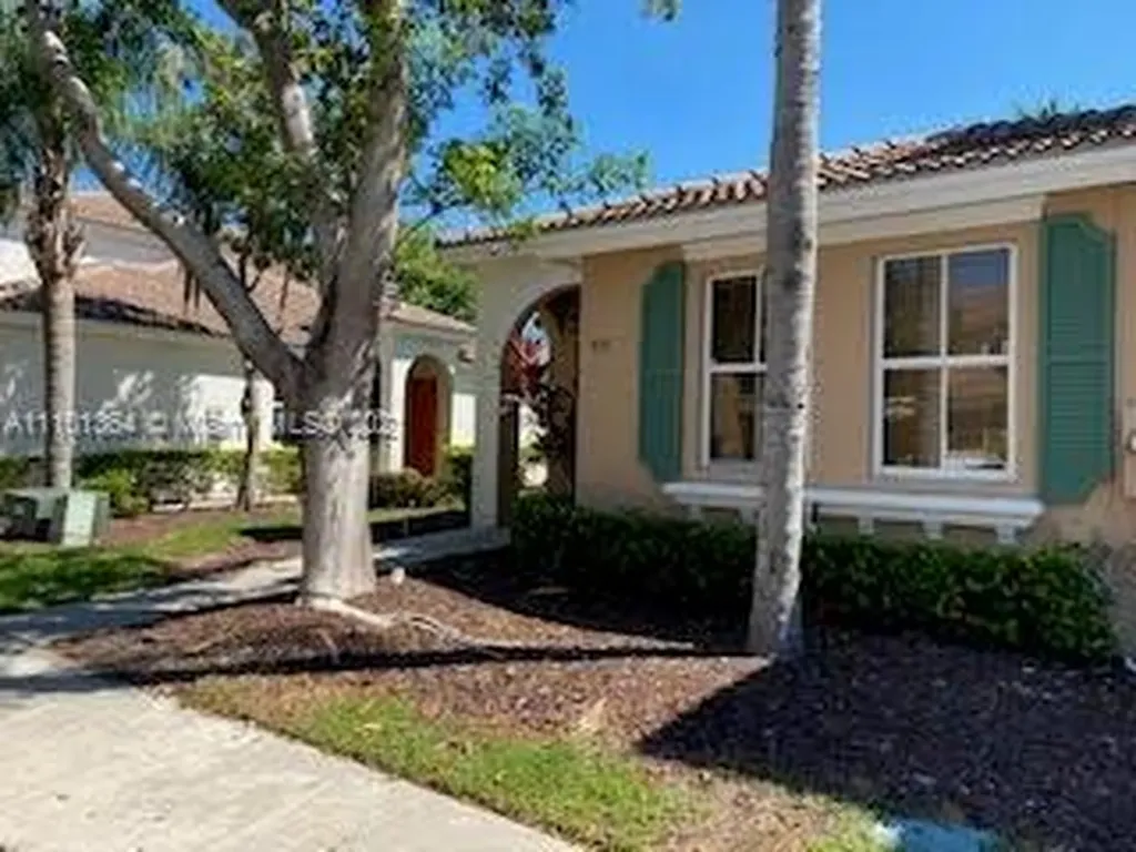 937 NE 42nd Place Homestead FL 33033