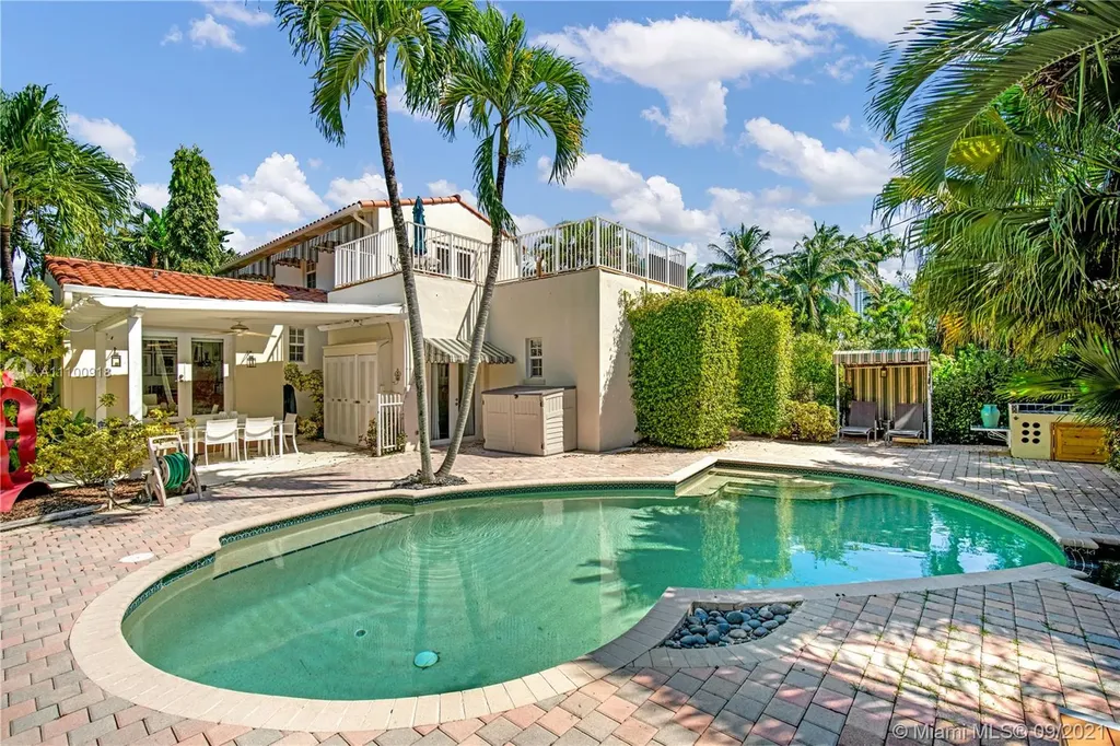 4643 Prairie Avenue Miami Beach FL 33140