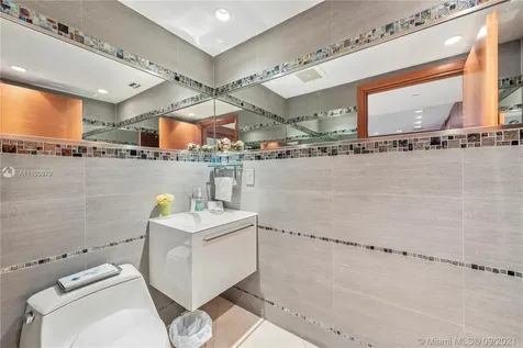 3201 NE 183rd Street Aventura FL 33160