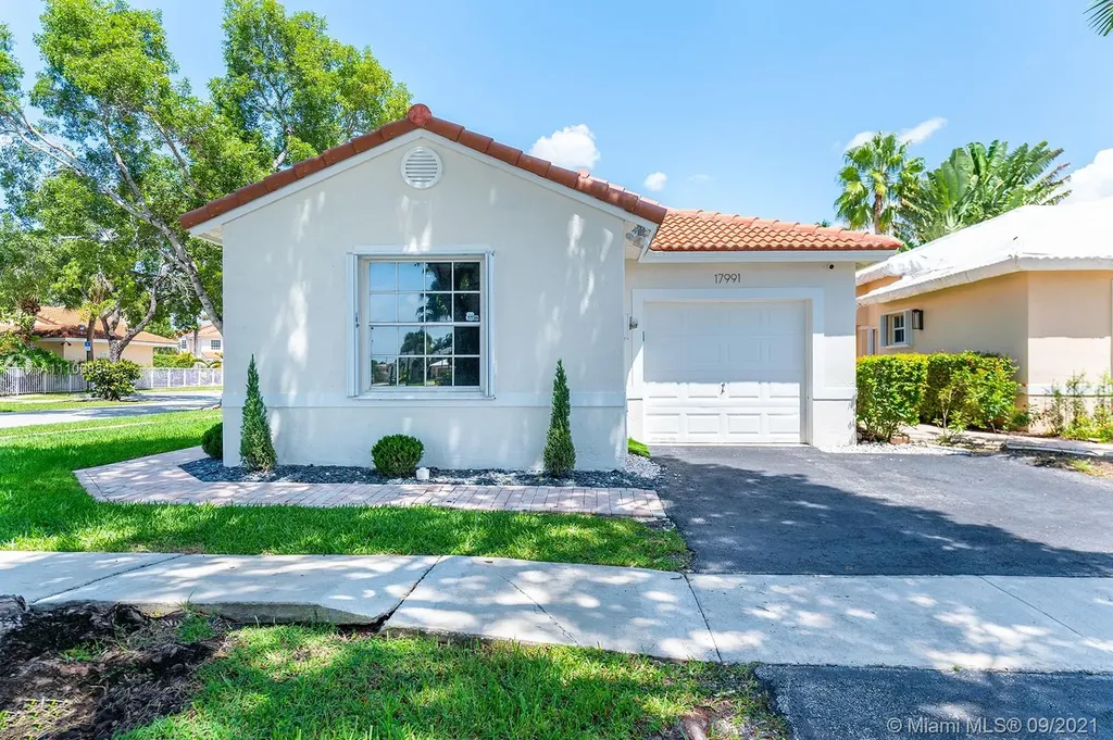 17991 SW 11th Court Pembroke Pines FL 33029