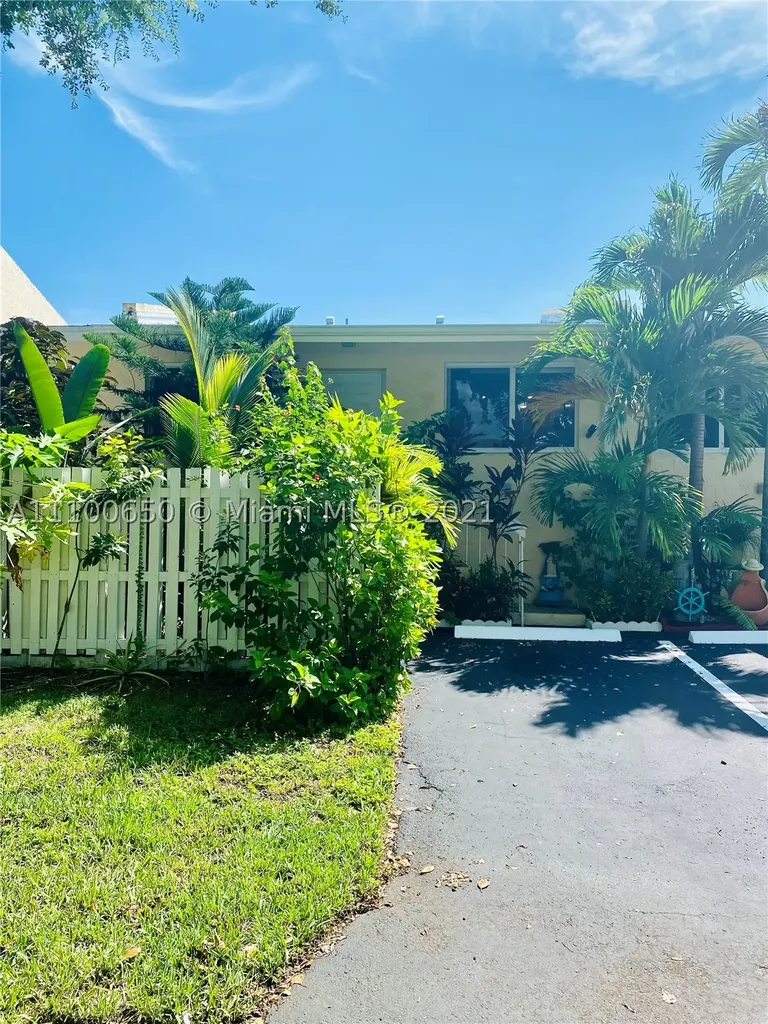 22025 SW 103rd Court Cutler Bay FL 33190