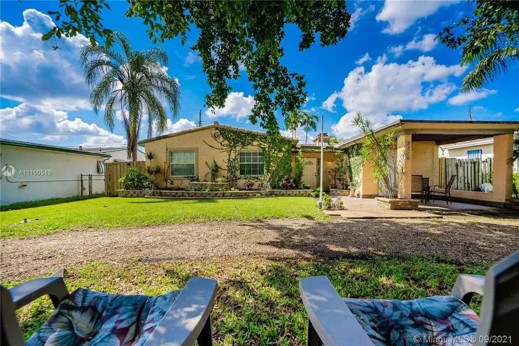 3210 Cleveland Street Hollywood FL 33021