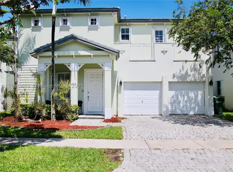 2919 NE 2nd Drive Homestead FL 33033