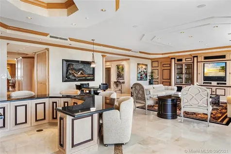 20165 NE 39th Place Aventura FL 33180