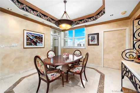 20165 NE 39th Place Aventura FL 33180