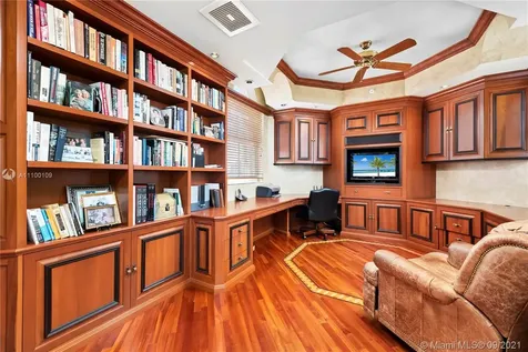 20165 NE 39th Place Aventura FL 33180