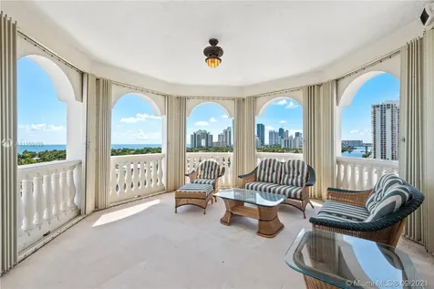 20165 NE 39th Place Aventura FL 33180