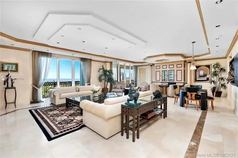 20165 NE 39th Place Aventura FL 33180